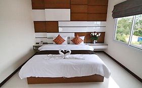 โรงแรมทีทีที